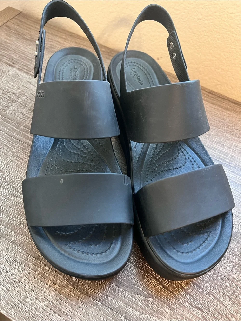 CROCS Brooklyn Sandal W10